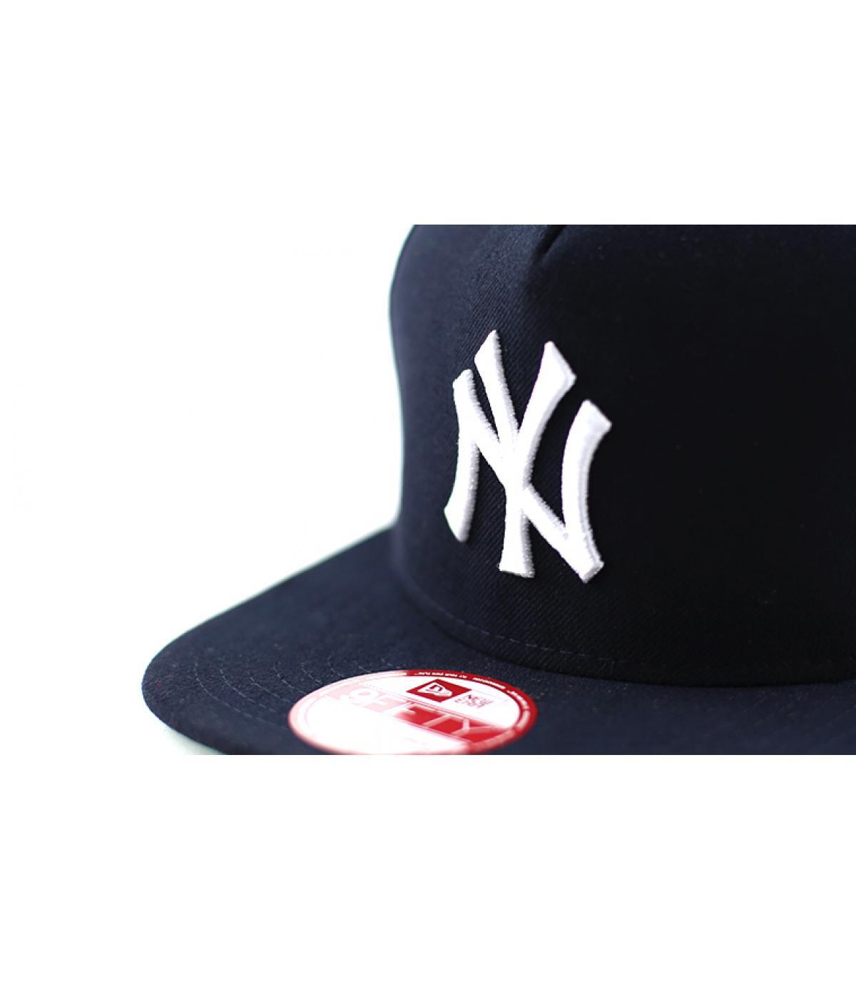 snapback nero NY